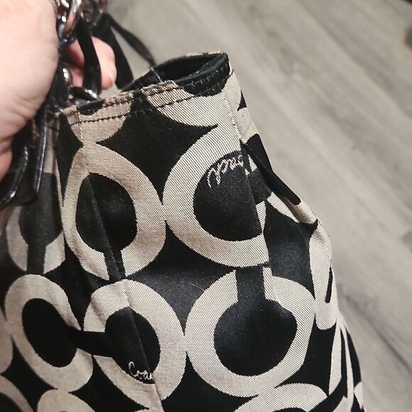 Coach Signature BLK/GRY Madison Tote - Picture 5 of 12